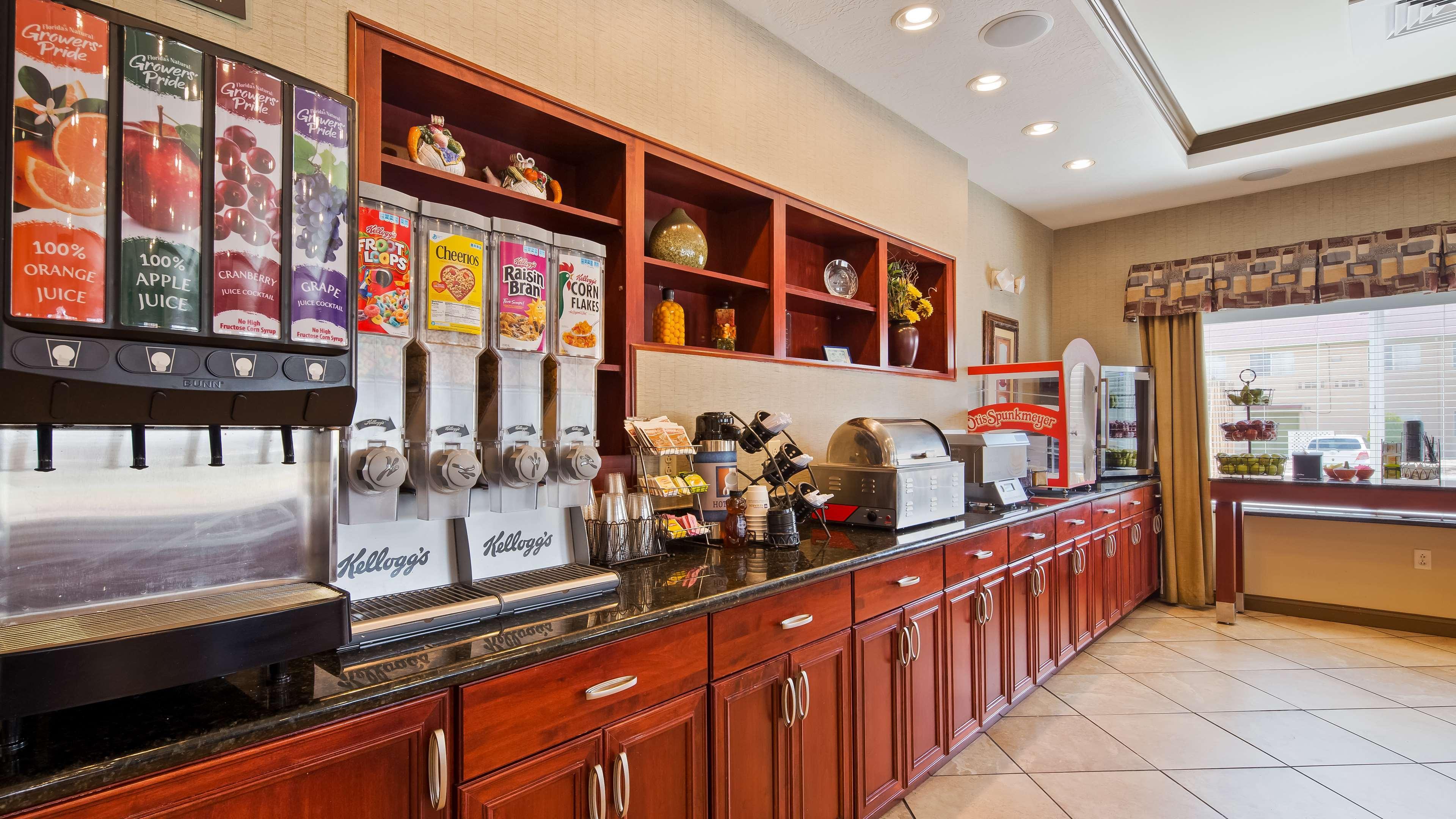Best Western Plus Montezuma Inn And Suites Лас-Веґас Екстер'єр фото